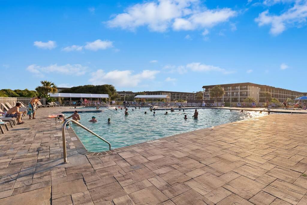 Beach Lover'S Paradise. On The Beach. Sleeps 8. Hilton Head Island Buitenkant foto